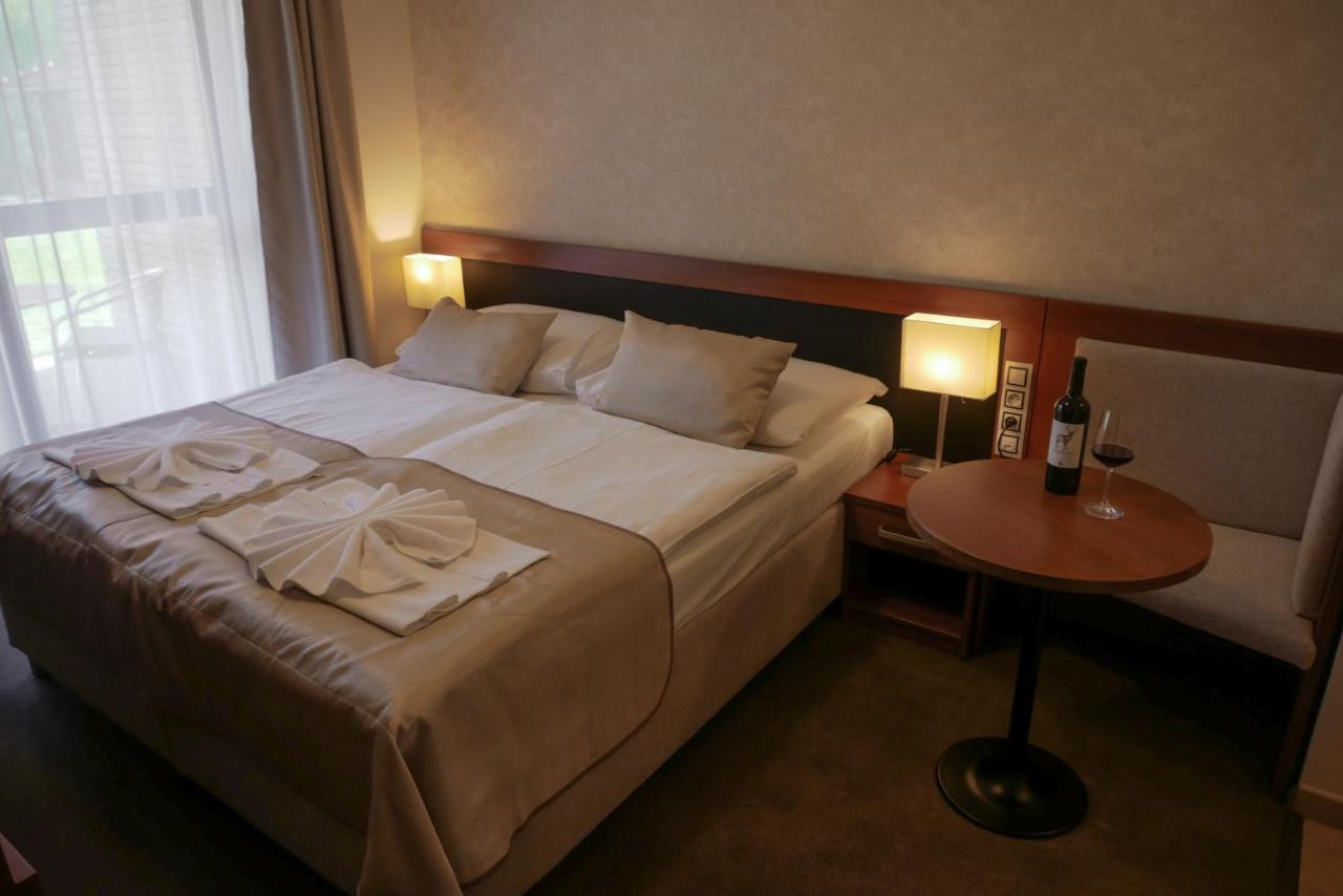 Penzion Vcelarsky Dvur Lednice Extérieur photo
